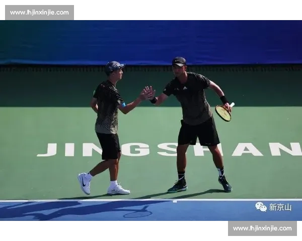 川超激战！球员交警联手解码 “双安全” 密码